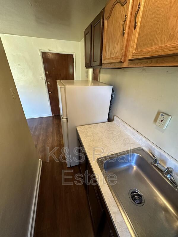 121 Mount Lebanon Boulevard 11 Condo Condo for Rent in Mount