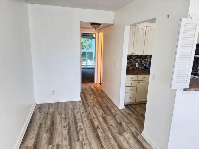 Photo - 204 Brighton E Unit 204