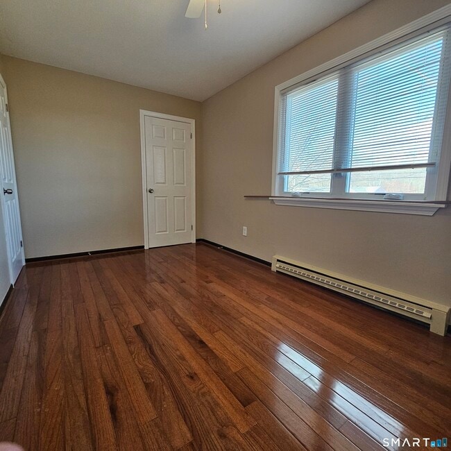 Photo - 373 Wolcott St