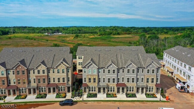 Photo - 95 Robeson St