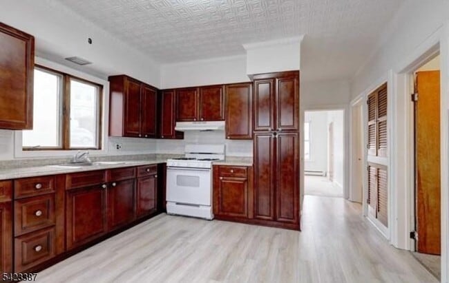 Photo - 58 Westervelt Ave