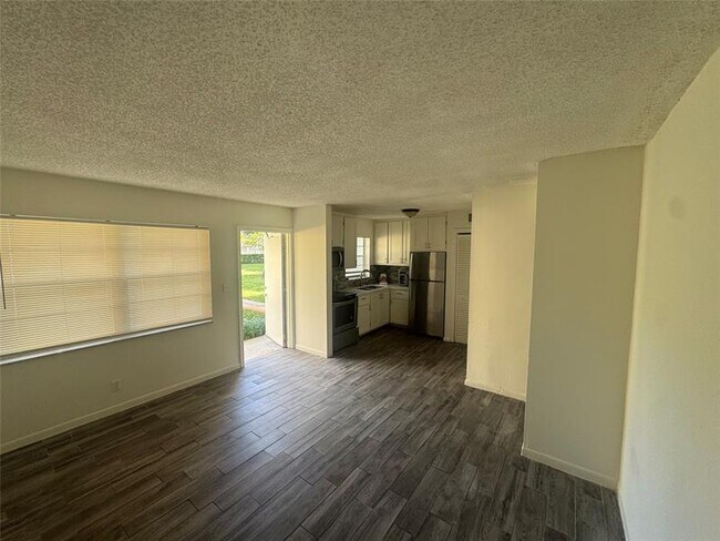 Photo - 5168 NE 6th Ave Unidad 414