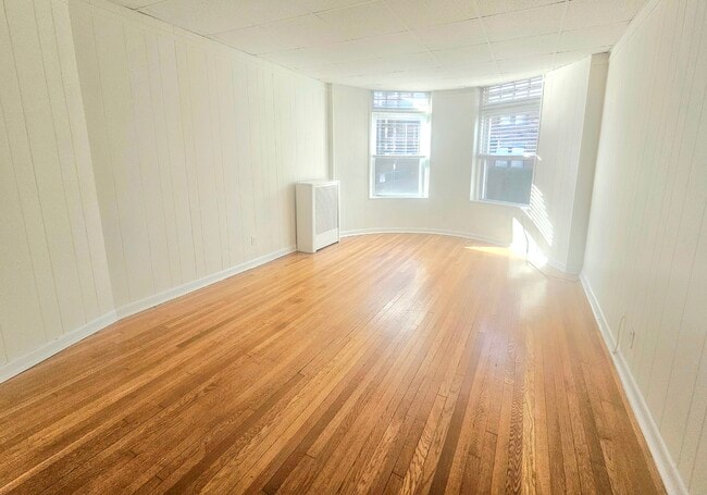Building Photo - 21 Green St Unit 111 Rental