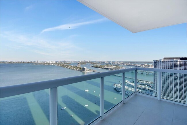 Photo - 1800 N Bayshore Dr