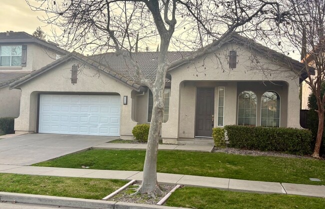 Photo - Lovely 4bed/2bath Home in West Sacramento