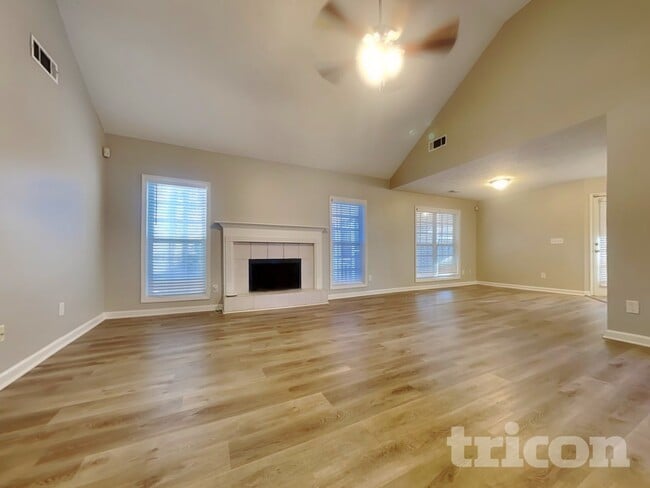 Photo - 3021 Tennyson Dr