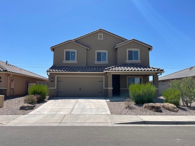Spacious New-Build Family Home! - Spacious New-Build Family Home!
