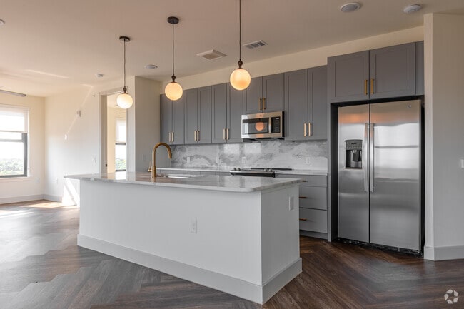C01 - Kitchen - Katy Trail Uptown