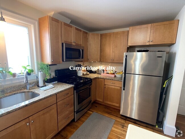 Building Photo - 78 Ten Hills Rd Unit 1 Rental