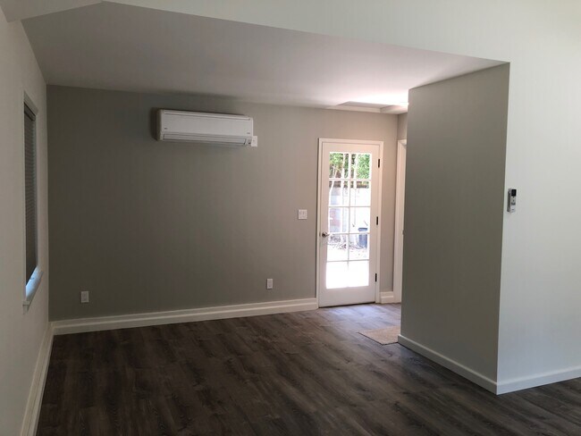Bedroom area - 3228 Federal Ave Unit 1