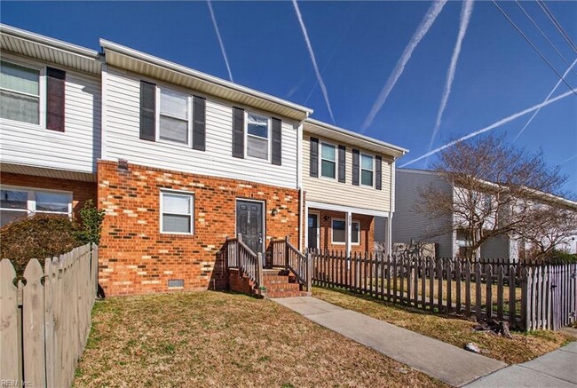 Photo - 226 Greenbrier Ave