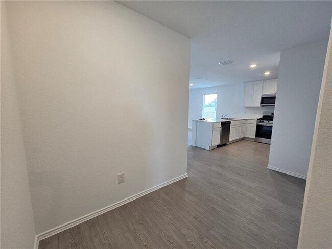 Photo - New Build - Be the First to Rent!