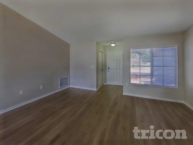 1212 Alpine Lake Dr