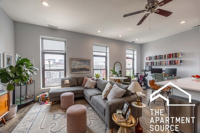 Photo - 1131 W Madison St Unit 3R