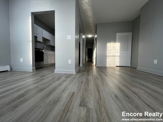 Photo - 124 Warren St Unit 132 - #4