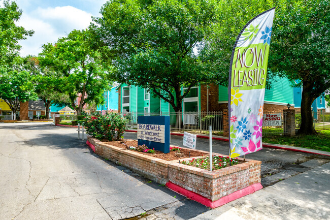 Photo - Boardwalk At Windcrest Apartments