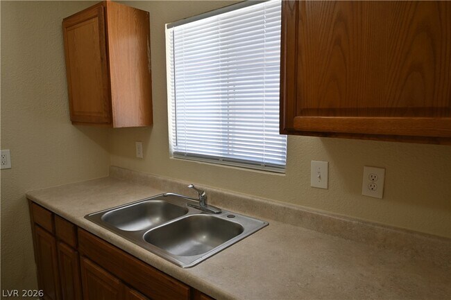 Photo - 320 N 16th St Unit 2