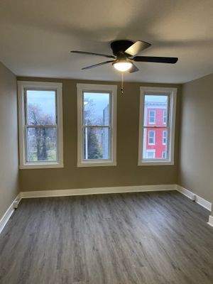 Photo - 2114 Hollins St