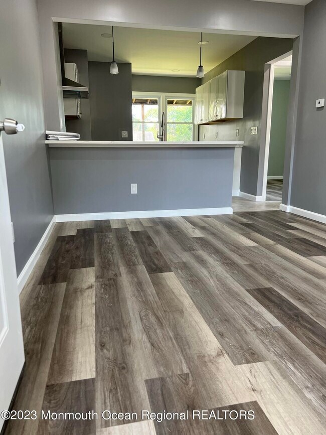 Photo - 1113 6th Ave
