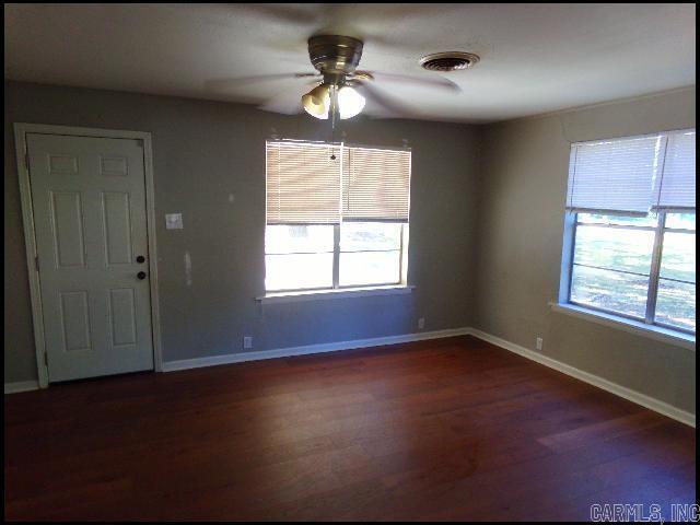 Photo - 5412 Young Rd