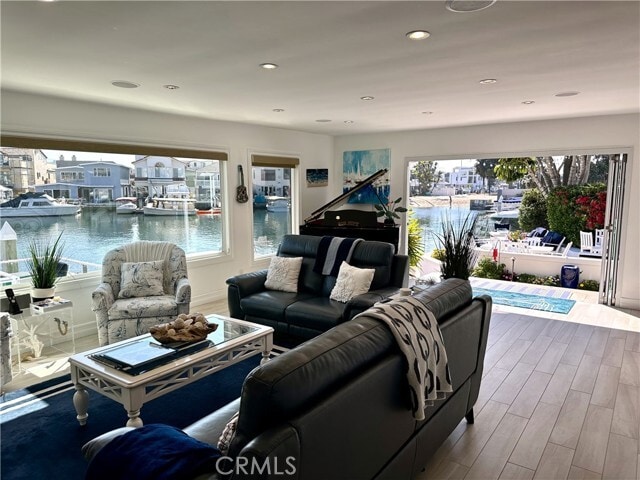Photo - 7 Balboa Coves