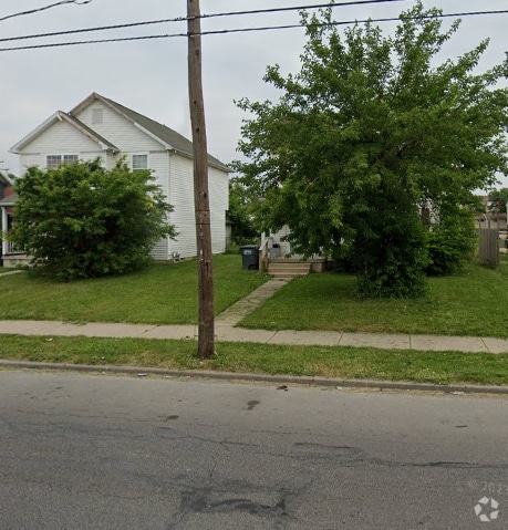 Building Photo - 117 E Bancroft St Rental