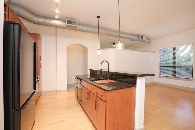 Photo - 1901 Post Oak Blvd Unit 2109