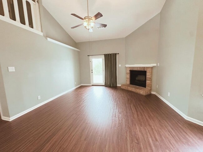Photo - 112 Goodner Ln