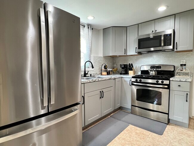 Photo - 67A Fulton St Apartment Unit 67A