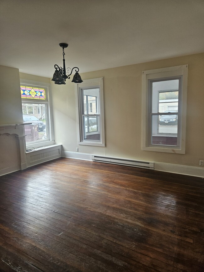 Photo - 6 Park St Unit ed 2