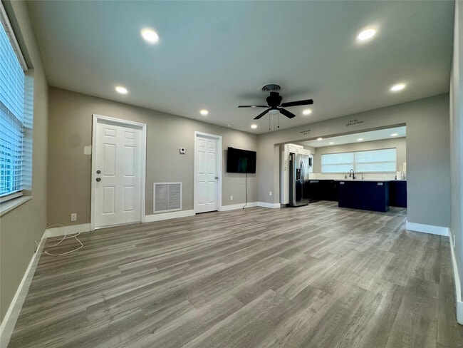 Photo - 1871 NW 31st Ct