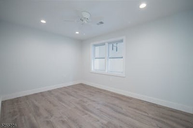 Photo - 726 Bloomfield Ave