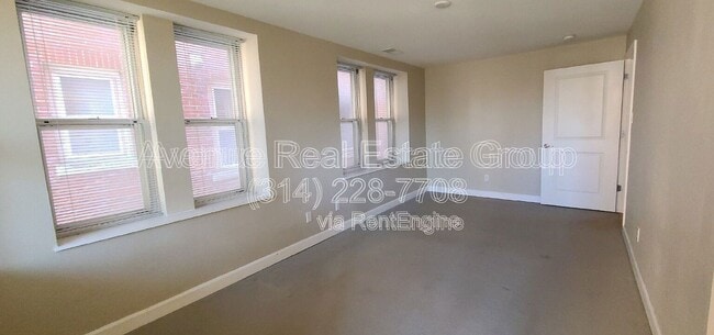 Photo - 5360 Pershing Ave Unit Apartment 6a