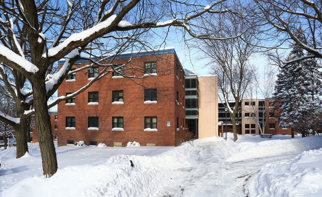 Photo - Schonowee Village Apartments