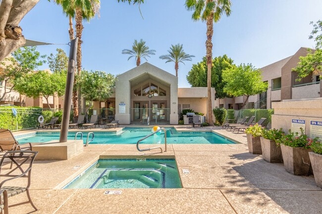 Building Photo - Downtown Gilbert- 1 bedroom condo $500.00 ...