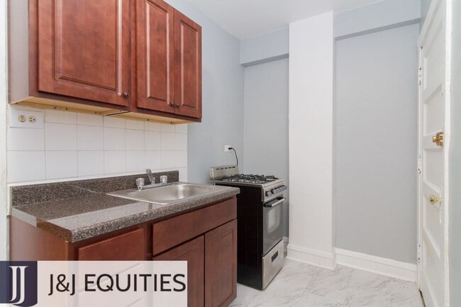 Photo - 4600 N Beacon St Unit 1A