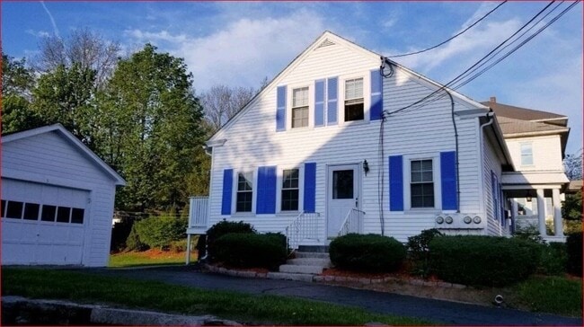 Photo - 5 Lake St Unit 2