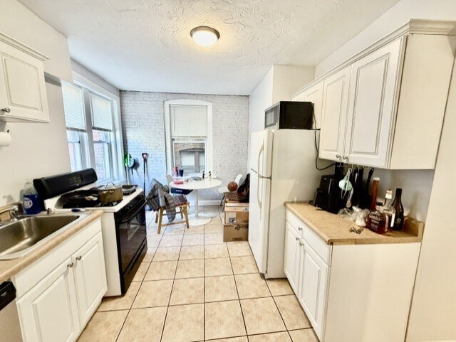 Photo - 6 Foster St Unit 4