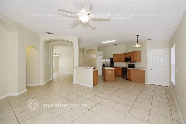 Photo - 910 Shaw Cir