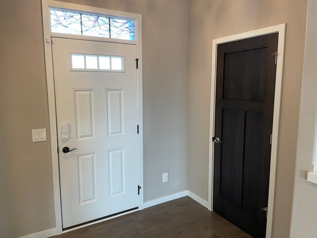 Photo - 2622 Mica Rd