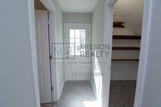 1304 Manders Knoll Ct