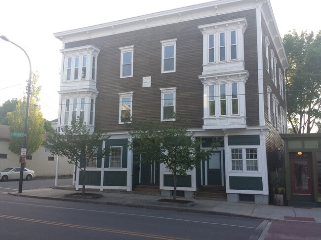 Building Photo - 103 Congress St Unit 103-2 Rental