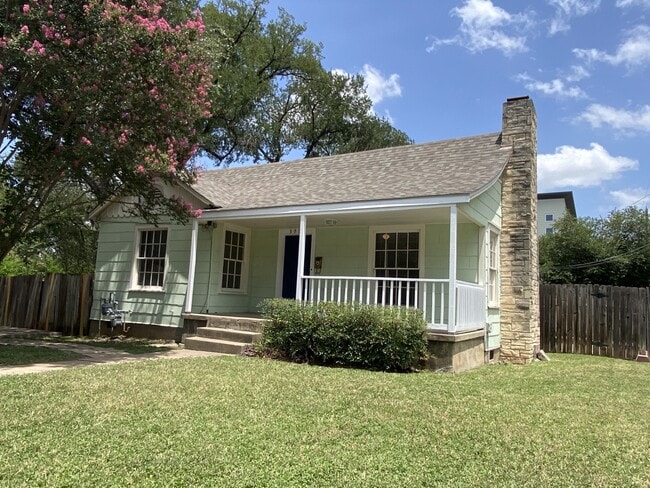 Photo - 3901 Willbert Rd