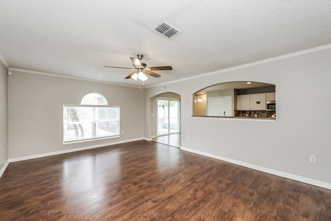 Photo - 30426 Birdhouse Dr