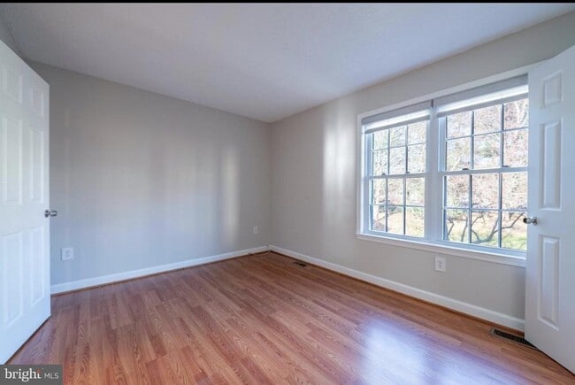 Photo - 18811 Birdseye Dr