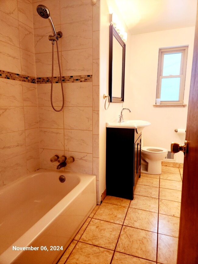 Photo - 443 Galena St