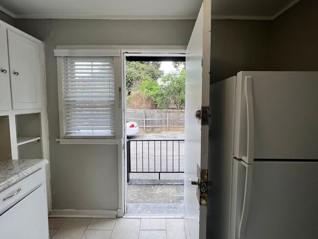 2066-1 AVAILABLE NOW - Village Square