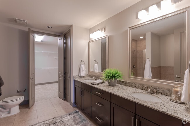 2BR,2BA - 1610F B2E - BATHROOM