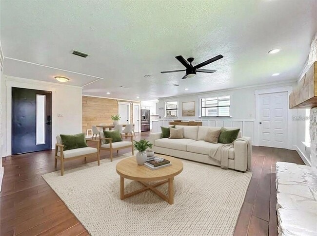 Photo - 12756 Poinsettia Ave