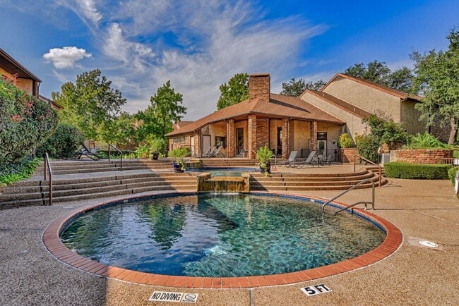 Building Photo - Affordable 2 bedroom in North Arlington